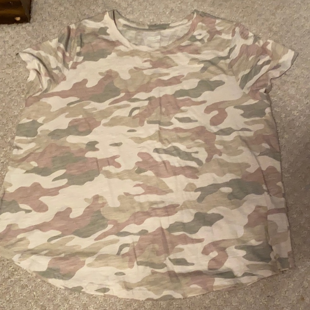 Old Navy, camo top, colors like cream, gray and a muted red make up the camo.